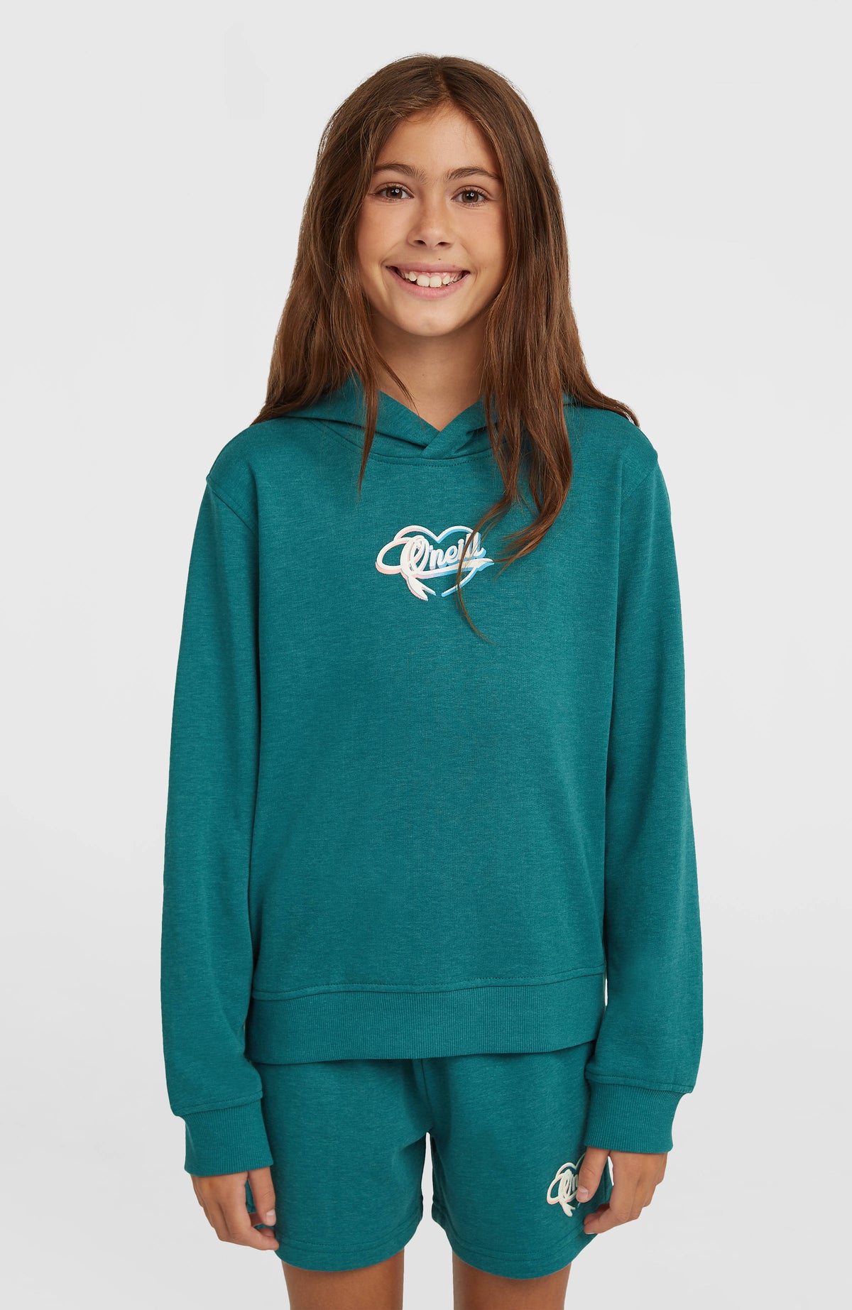 O'Neill Essentials Script Hoodie für Mädchen, grün mit Logo-Print in Weiß und Rosa, Vorderansicht