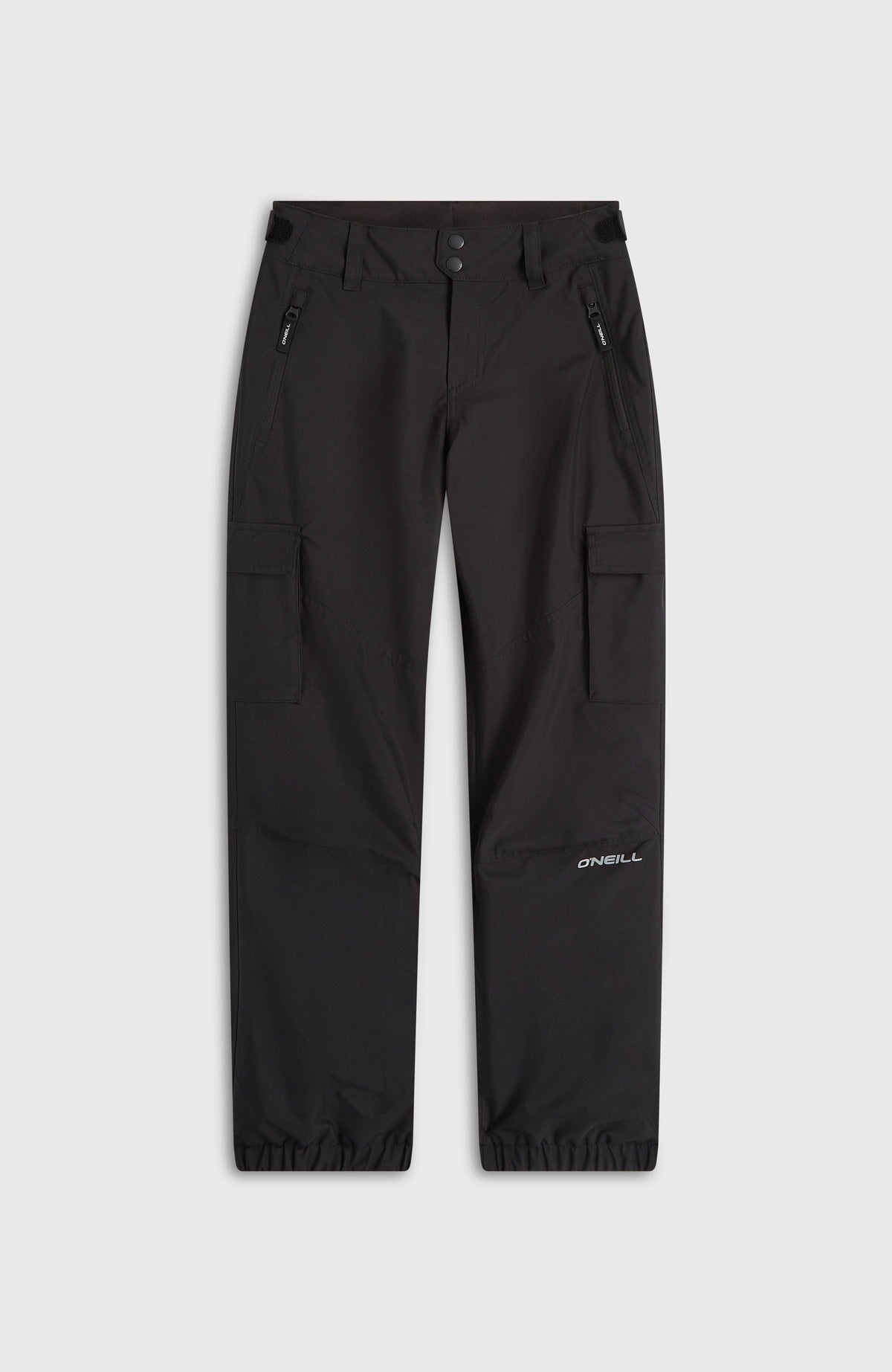 Schwarze FWC'Cruz Cargo-Skihose für Jungen, flach liegend von vorne mit aufgesetzten Cargotaschen