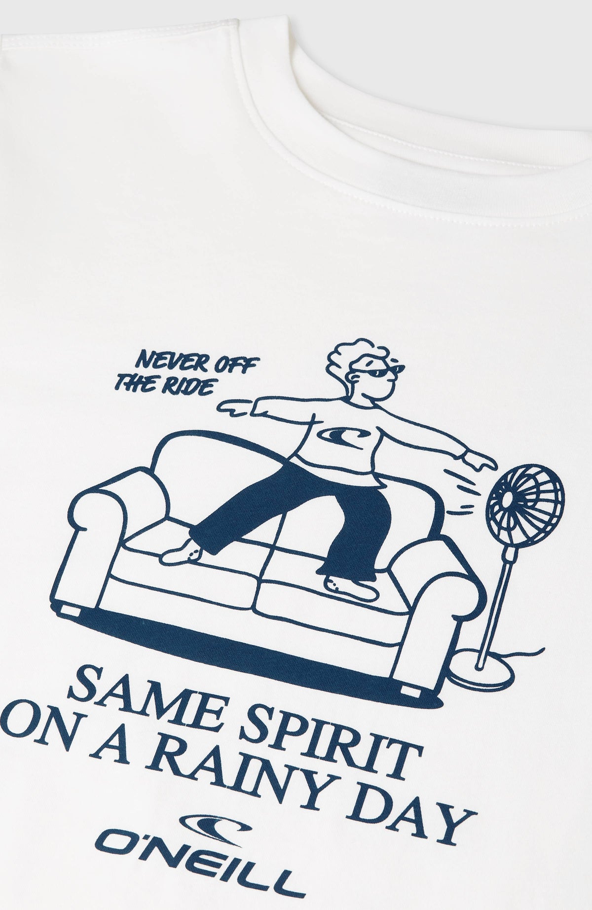 Must-Have T-Shirt für Jungen, weiß, Nahaufnahme des mittigen Grafik-Prints in Blau