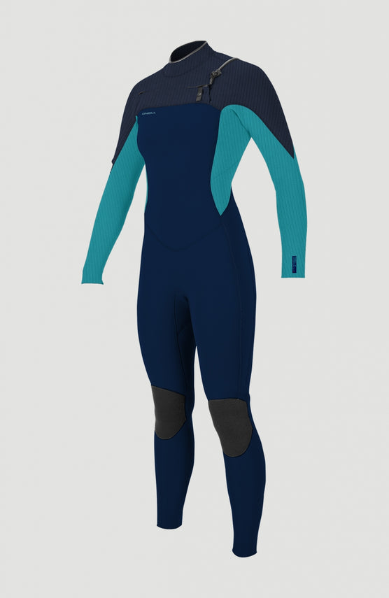 O'Neill Hyperfreak Plus 5/4mm Chest Zip Full Wetsuit für Damen in Blau, freigestellt von vorne mit Reißverschluss