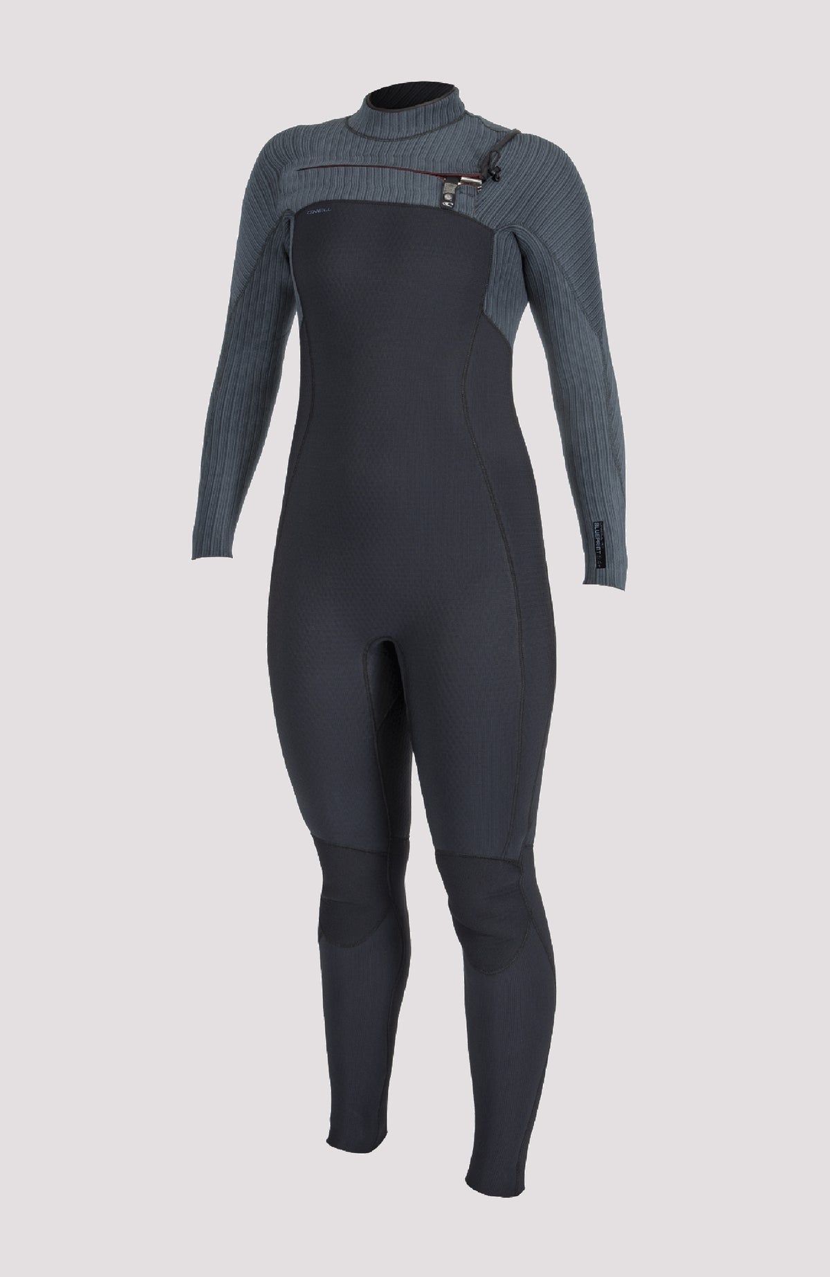 Blueprint 5/4mm Chest Zip Full Wetsuit Neoprenanzug für Damen, schwarz, freigestellt von schräg vorne