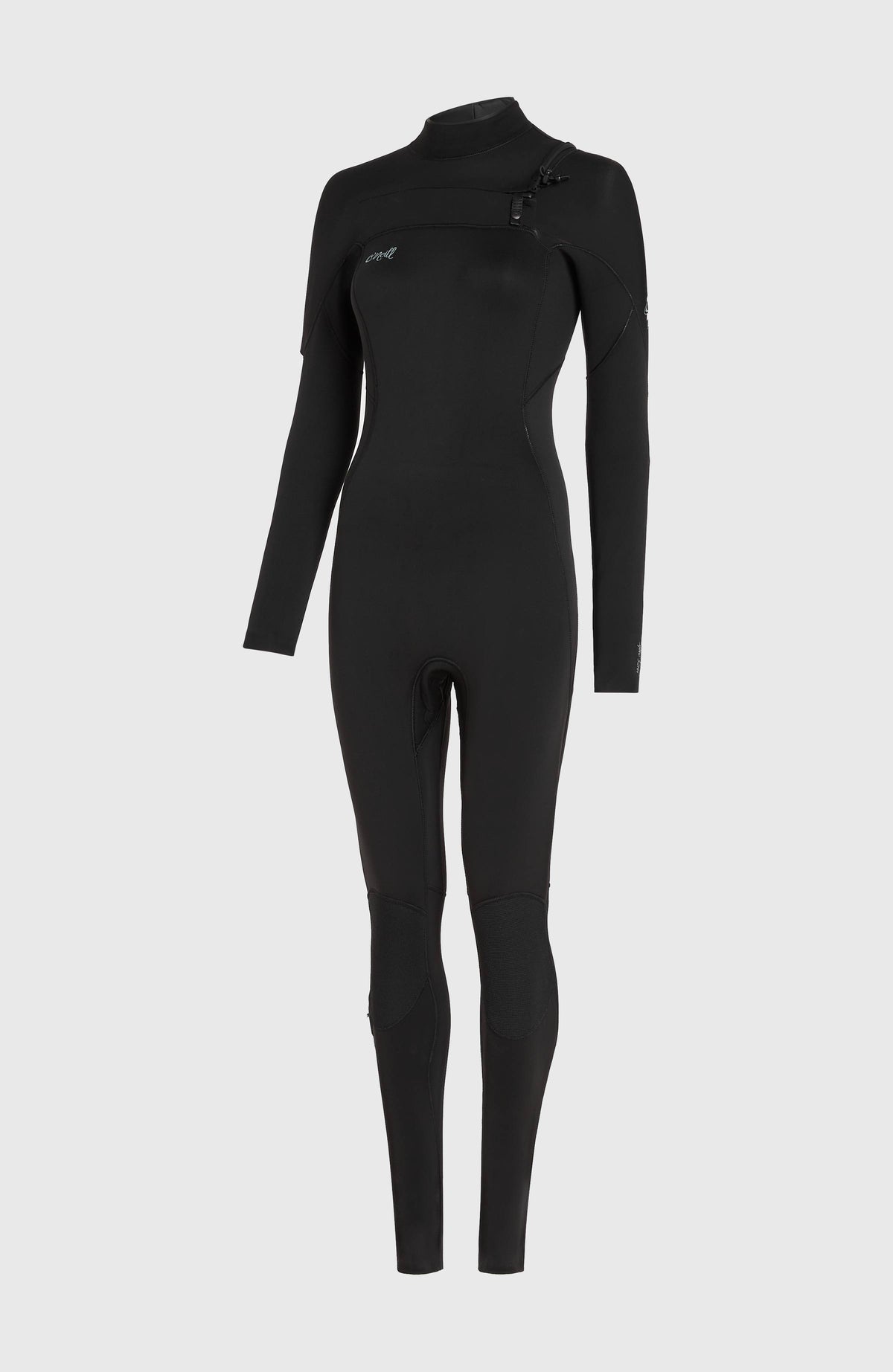 Epic 3/2 Chest Zip Full Wetsuit Neoprenanzug für Damen, schwarz, freigestellt in Schrägansicht von vorne