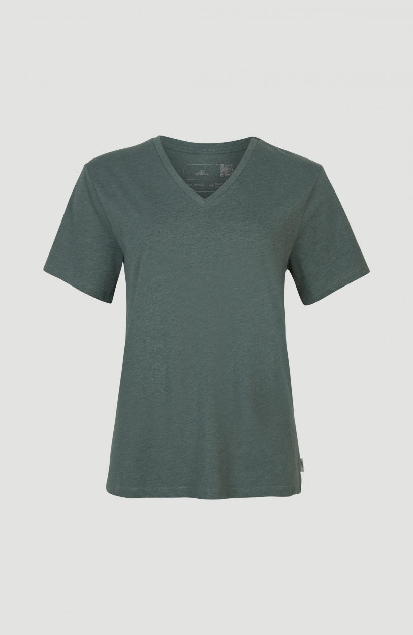 Essentials T-Shirt mit V-Ausschnitt | Balsam Green
