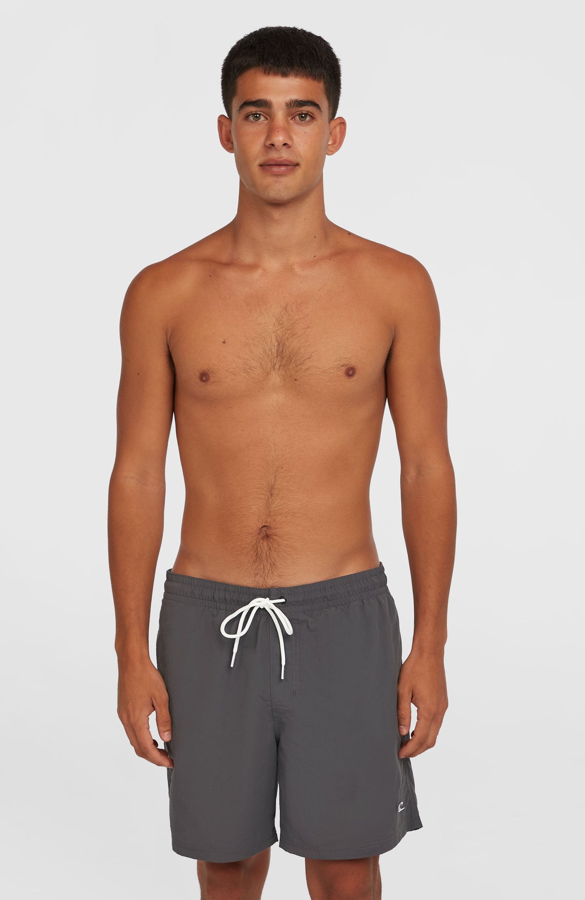 O'Neill Vert 16" Badehose für Herren, grau, Vorderansicht am Model mit weißem Kordelzug am Bund