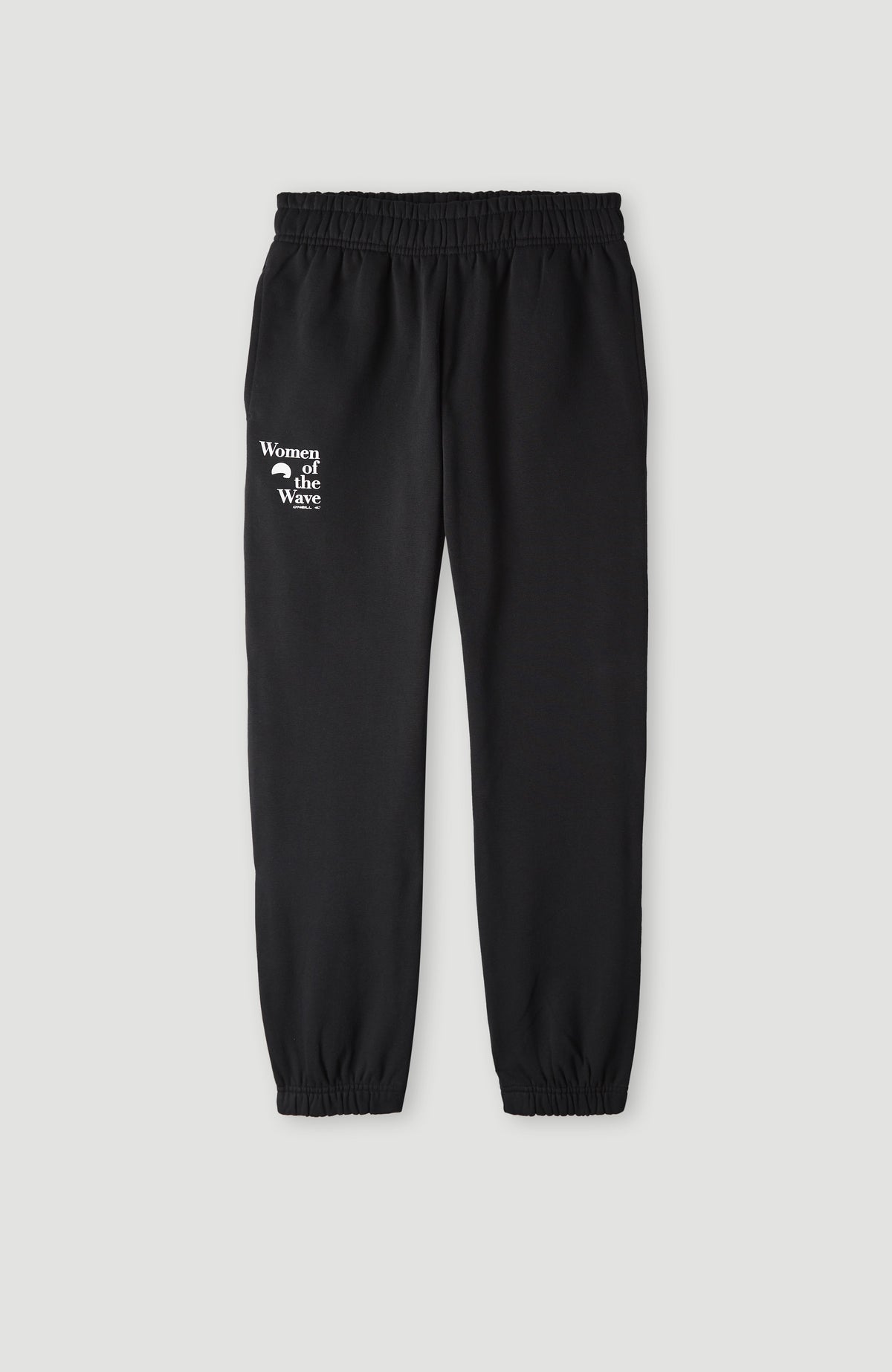 Women of the Wave Jogginghose für Mädchen, schwarz mit Logo-Print in Weiß, flach liegend von vorne, elastischer Bund