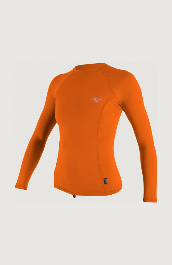 O'Neill Premium Skins Long Sleeve Rash Guard Schwimmshirt für Damen, orange, freigestellt in Vorderansicht
