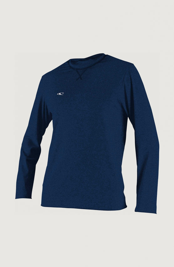 O'Neill Hybrid Skins Long Sleeve Surf Tee für Herren, blaues Surfshirt, freigestellt von vorne mit Rundhalsausschnitt