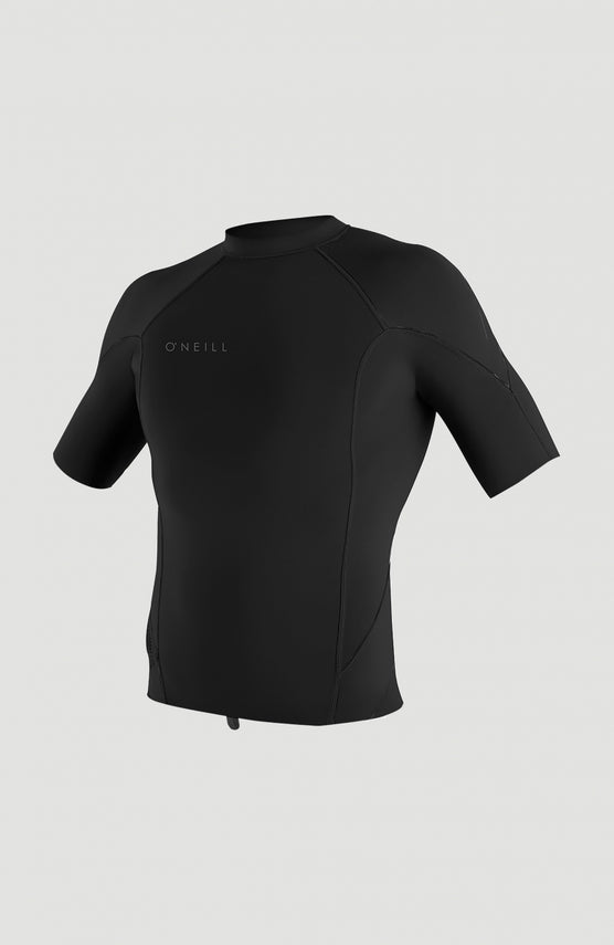 O'Neill Reactor-2 1mm Short Sleeve Top Neopren-Top für Herren, schwarz, freigestellt in Dreiviertelansicht von vorne
