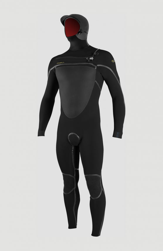 O'Neill Psycho Tech 6/4mm Chest Zip Hood Neoprenanzug für Herren, schwarz, freigestellt von vorne mit Kapuze