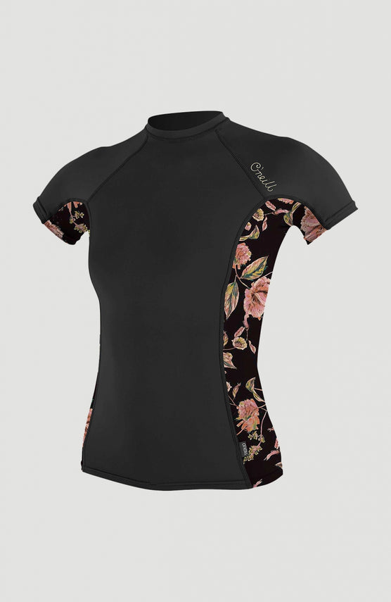 O'Neill Side Print Short Sleeve Rash Guard Schwimmshirt für Damen, schwarz mit Blumenmuster in Rosa, freigestellt von vorne
