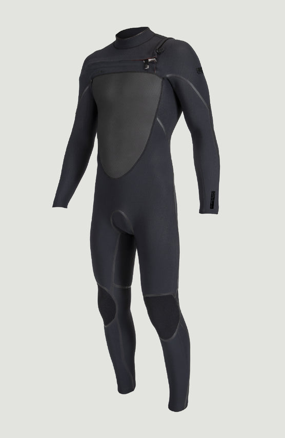 O'Neill Psycho Tech 3/2mm Chest Zip Full Wetsuit für Herren, schwarz, freigestellt in Schrägansicht von vorne