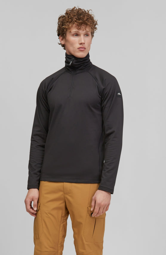 O'Neill Clime Fleece für Herren, schwarz, Vorderansicht am Model mit hohem Kragen und halblangem Reißverschluss