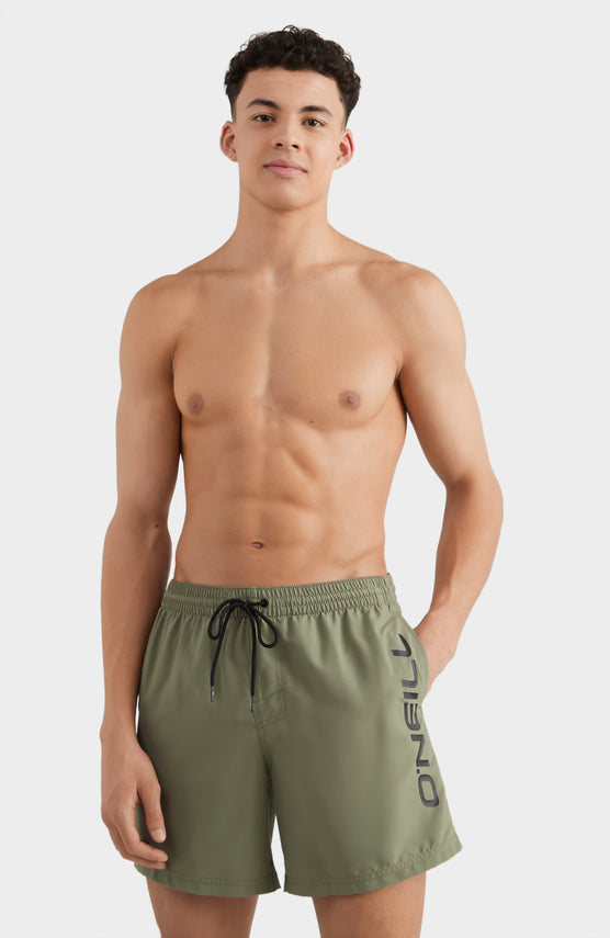 O'Neill Cali Schwimmhose für Herren, grün, Vorderansicht am Model mit elastischem Bund und Logo-Schriftzug